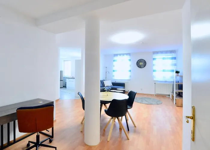 Modern Near Station Apartment Vienna